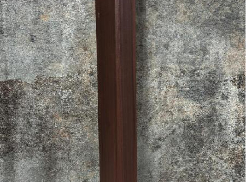 Oppio MAHONIE - HOEKPROFIEL 290x5x5 cm WPC ( 360° volledig bedekkende beschermlaag )