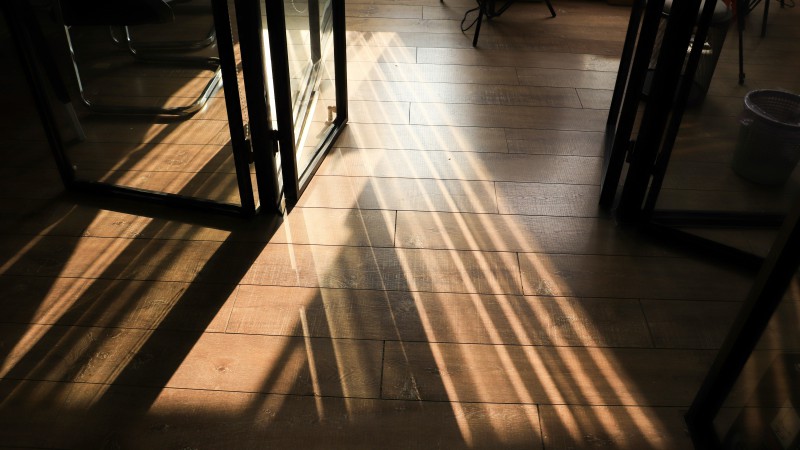 Is laminaat geschikt voor vloerverwarming?