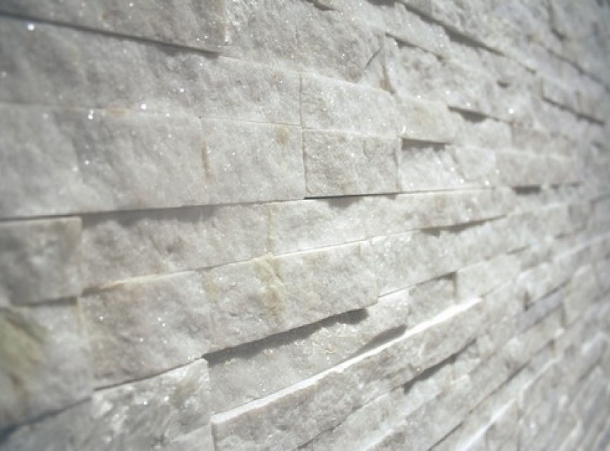 GOCRY WIT GLITTER Brickstone , Natuursteen strip , steenstrips oftewel Stone panel