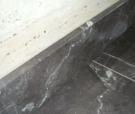 Bijbehorende Hoogglans MDF plint ( Geschikt voor hoogglans laminaten )