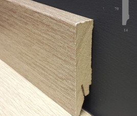 Bijbehorende MDF plint