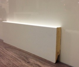 MDF Blok Model Witte Plint 15x70mm / Lengte 2400mm ( Meest Afgenomen )