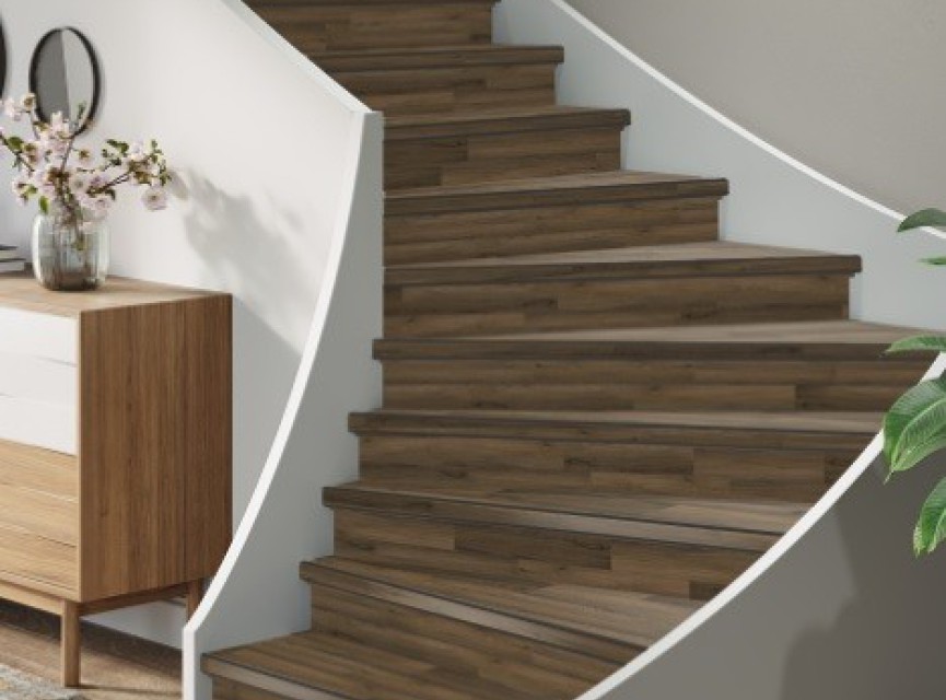 TRAPRENOVATIE SET PADDINGTON WARM BROWN / PVC ( SET Ten behoeve van 4 TRAPTREDES + PROFIELEN )
