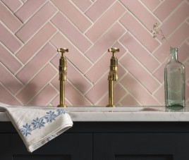 Handmade Pink / Roze MAT Wandtegel / Metro tegel / 7,5 x 30 / tbv Woonkamer muur / Badkamer / Toilet / Winkelruimte