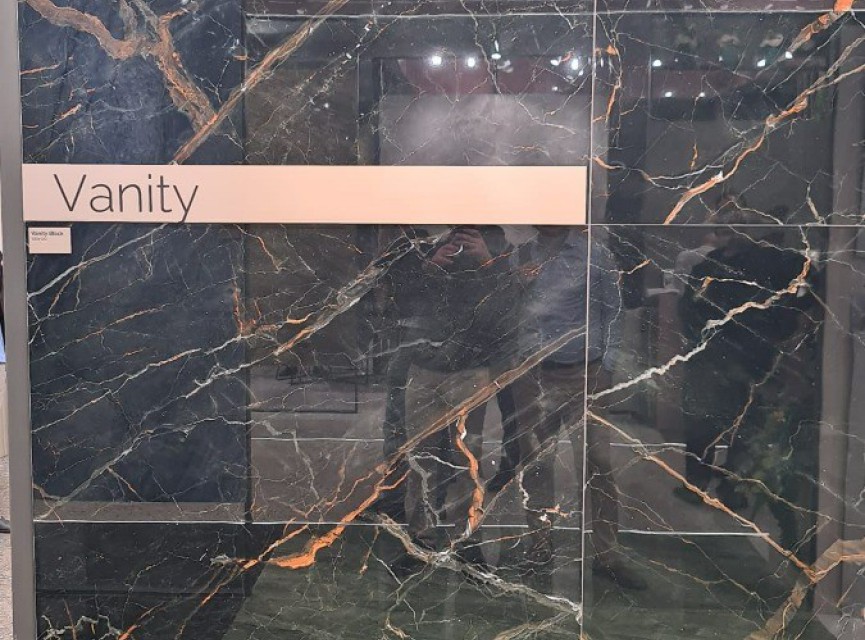 Vanity Black ( LEVIGLASS ) 60x120 HOOGGLANS Vloertegel / Woonkamer / Slaapkamer / Badkamer En Winkelruimte