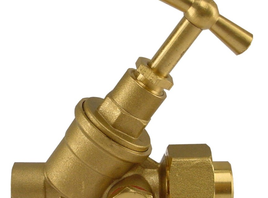 Kiwa stopkraan 12mm capxkopp.cap +aftapgelegenheid