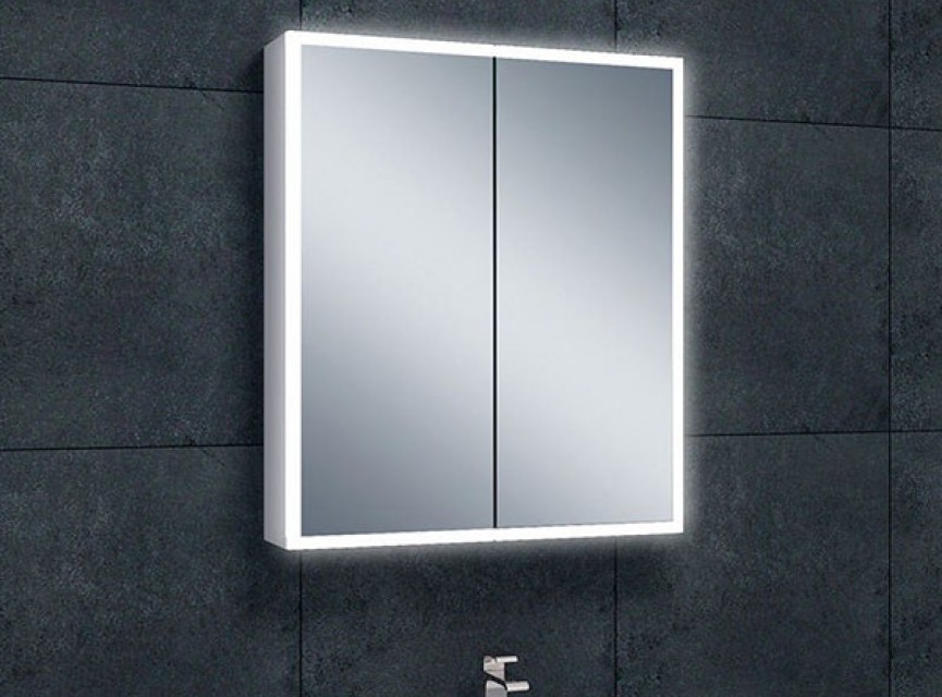 Quatro spiegelkast +verlichting 60x70x13