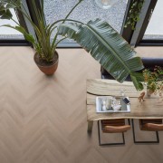 Amsterdam Herringbone visgraat pvc dryback micro-bevel 4V - Dark Oak
