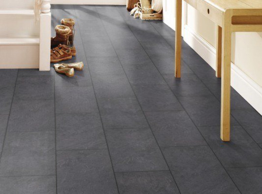 Mustang Slate 8475 / Tegel Laminaat / Tegellaminaat 8mm V4 / Woonkamer / Winkelruimte / Slaapkamer