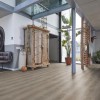 NANCY Light Grey SRC Pvc Klik Vloer ( LEVENSLANGE GARANTIE ) / natuurgetrouw (EIR) Structuur / Vloerverwarming En -Koeling / Extra Matte Toplaag / Geluiddempende Onderlaag