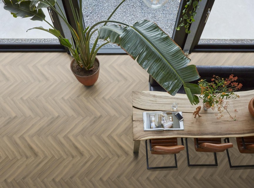 Floorlife / Ambiant YUP Herringbone Visgraat PVC Plak Dryback 9096350219 light brown