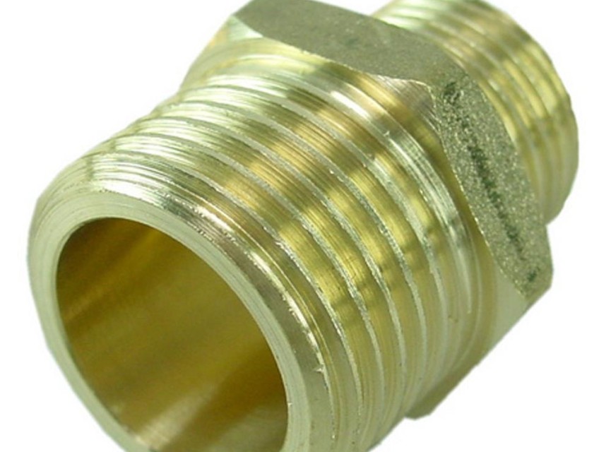 Gasdraad verloopnippel 1/2x1/4bui
