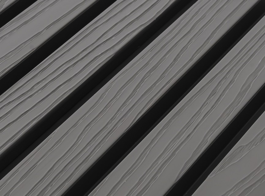 €28 Per Stuk - SILVER GREY - Zwarte strepen - Gevelbekleding – Composiet | 290 x 22 cm | Gevel | Tuin