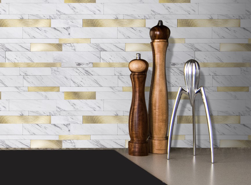 Oppio Wit Marmerlook met GOUDEN ALU Wildverband - Zelfklevend Mozaiek 303x298x4mm