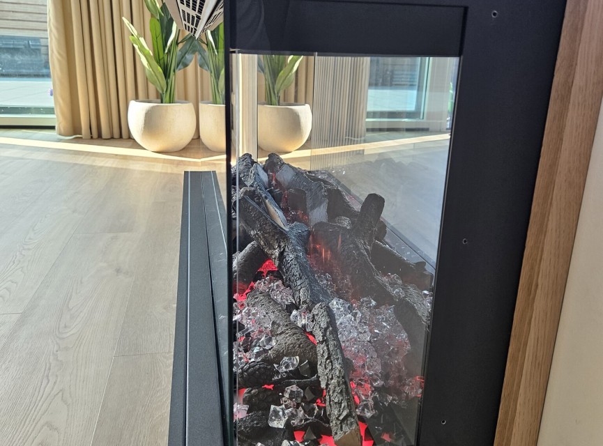Amsterdam elektrische 3-zijdige haard 220 cm – LED Smart & Verwarming